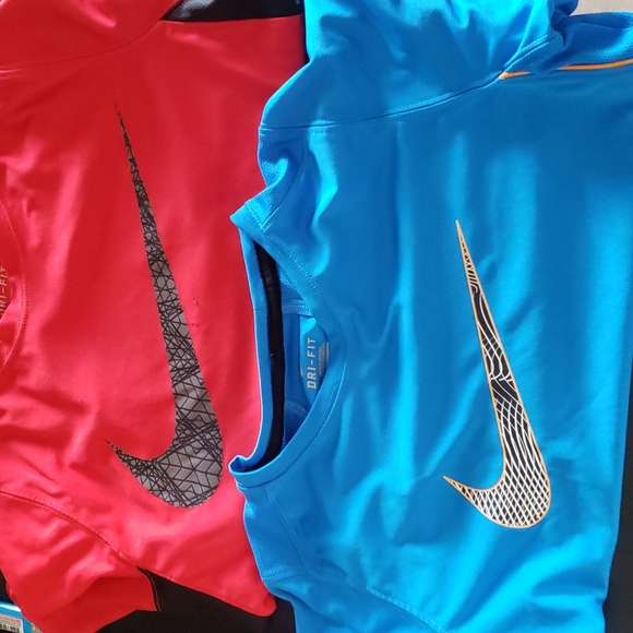 2 NIKE Dri-fit shirts. Boys size Large - Picture 2 of 6